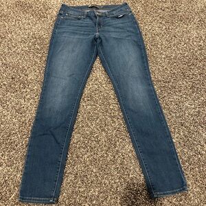 Levi's Women's Skinny Jeans in Deep Blue